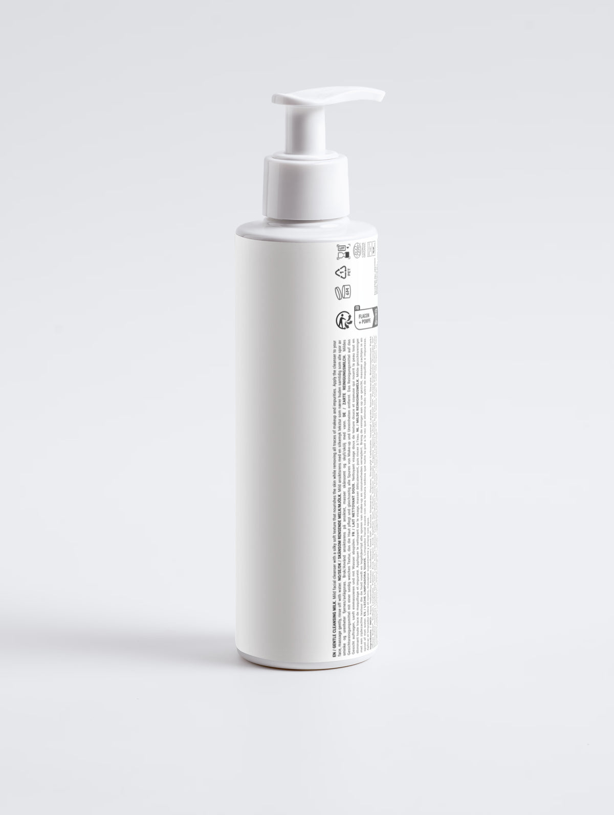 Latte detergente viso delicato